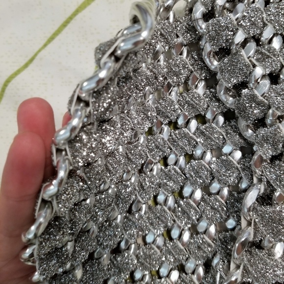 Tambonita Silver Eve Envelope Clutch, Vegan, NWT - Picture 3 of 5